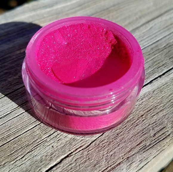 MUFE Star Powder/Ulta Micro Liner - Picture 3 of 4